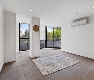 Stylish Apartment in Acacia Place Precinct - Photo 2