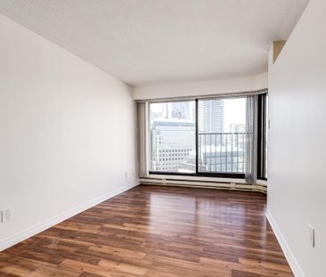 For Lease - 65 Harbour Square Unit# 3209, Toronto, Ontario - Photo 2