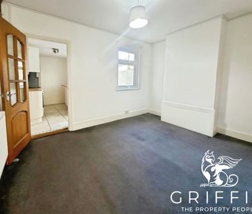 Brooke Road, Grays, RM17 - Photo 3