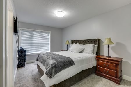 For Lease - 2104 Meadowgate Boulevard, London South, Ontario - Photo 5