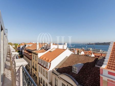 2 bedroom luxury Apartment for rent in Lisbon - Photo 5