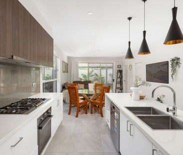 Beautifully Presented Single-Storey Family Home - Photo 5