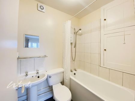 Studio to rent - Photo 5