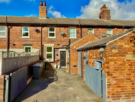 2 bedroom terraced house to rent - Photo 3