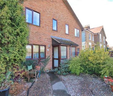 Shortwood Common, Staines-upon-Thames, Surrey, TW18 4NS - Photo 5