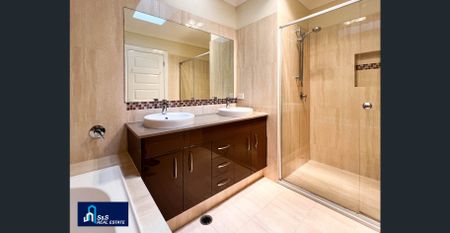 Premium Four-Bedroom Plus Study Family Residence - Photo 3