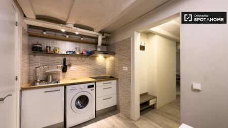 Carrer del Poeta Cabanyes, Barcelona, Catalonia 08004 - Photo 2