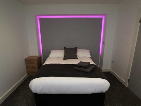 3 Bed - Restormel Road, Plymouth - Photo 4