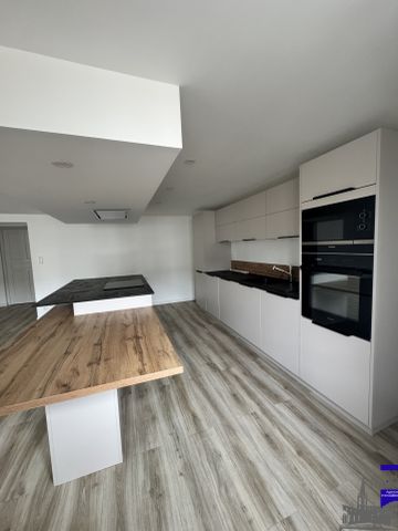 Location Appartement 3 pièces 104m² TULLE 19000 - Photo 5