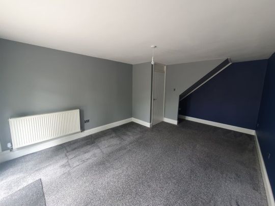 Enstone, Skelmersdale, WN8 6AW - Photo 1