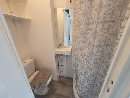 Location Appartement 1 pièce 15m² DOUAI 59500 - Photo 4