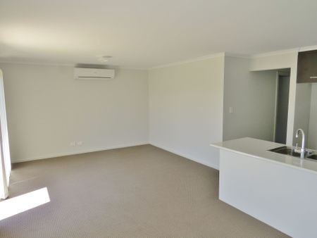 3 Bedroom Family Home - Photo 3