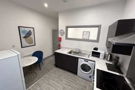 Dudley Road, BRIERLEY HILL - Photo 4