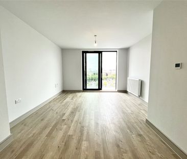 1 Bedroom - Photo 4