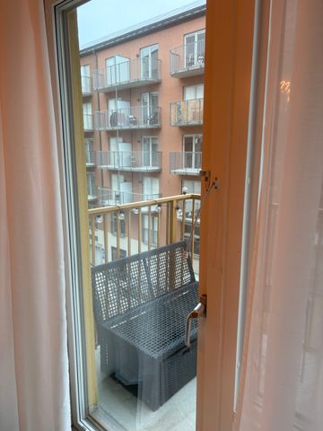 Jaktfalksgatan, Järfälla - Photo 2