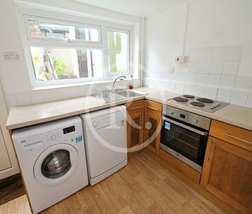 4 Bed - Princess Street, Aberystwyth, Ceredigion - Photo 3