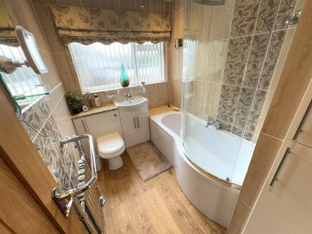 North Close, Elwick, Hartlepool - Photo 5