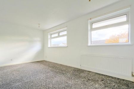 2 bedroom semi-detached house to rent - Photo 5