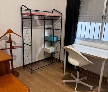 Calle México, Málaga, Andalusia 29010 - Photo 2