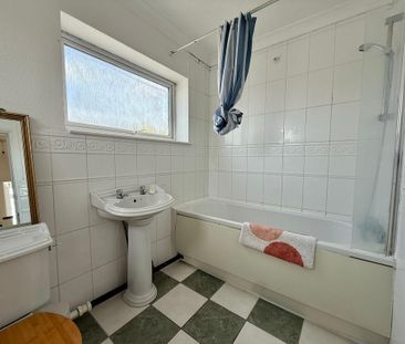 3 bedroom apartment to rent - Photo 6