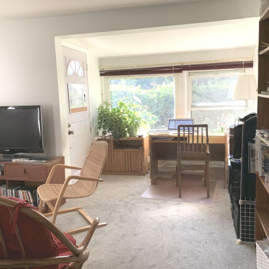 For Lease - 2924 Ahearn Avenue, Britannia - Lincoln Heights and Area, Ontario - Photo 1