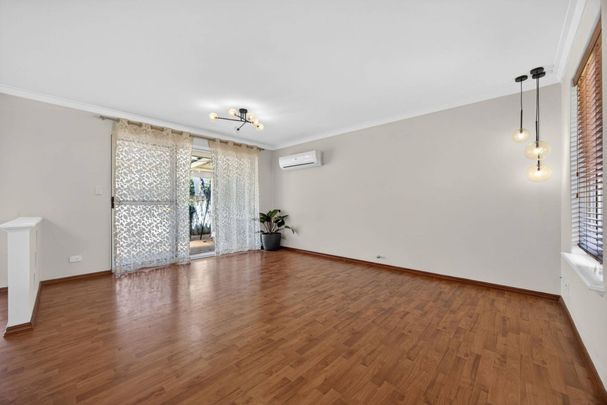 WELL PRESENTED UNIT - 3 BEDROOMS - Photo 1