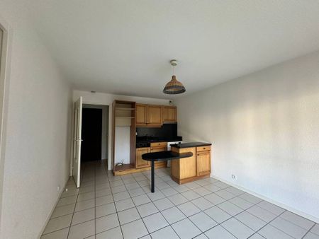 Location Appartement 2 pièces 34m² ST MARTIN D URIAGE 38410 - Photo 2