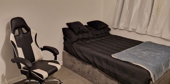 Room in a Shared Flat, Gainsford Road, SO19 - Photo 2