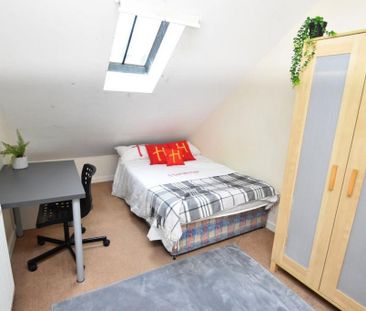 5 bedroom flat to rent - Photo 6