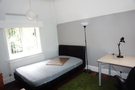 5 bedroom detached house to rent - Photo 3