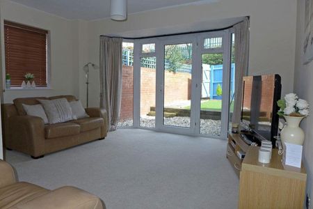 Chapelfield Mews, Stourbridge, DY8 - Photo 5