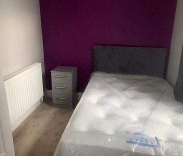 1 bedroom house to rent - Photo 2