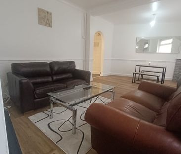 Room in a Shared House, Norway Street, M6 - Photo 2