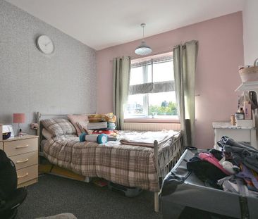 3 bedroom semi-detached house to rent - Photo 5