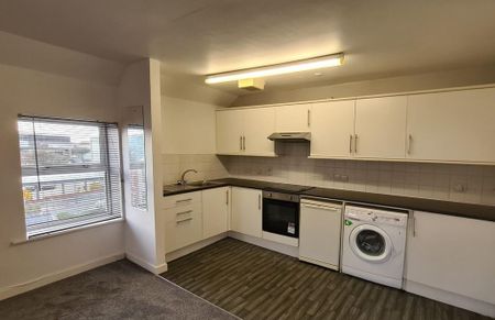 2 bedroom flat to rent - Photo 4