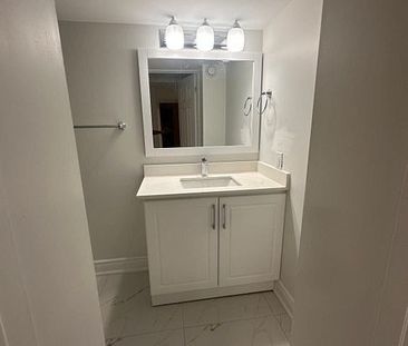 For Lease - 15 Baby Pointe Trail Unit# Bsmt, Brampton, Ontario - Photo 3