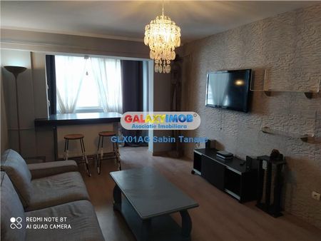 de inch ap 3 cam ULTRACENTRAL ETAJ superior LUX la cheie - Fotografie 4