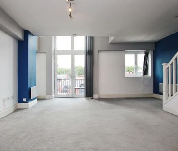 2 bedroom duplex to rent - Photo 3