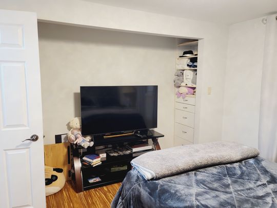 For Lease - 1127 Bleiler Street, Cambridge, Ontario - Photo 1