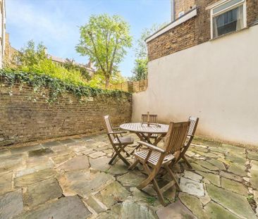2 bedroom flat to rent - Photo 6