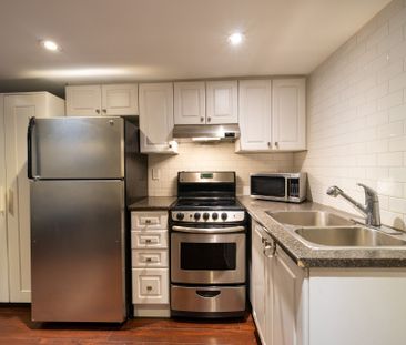 For Lease - 52 Stanley Terrace Unit# C, Toronto, Ontario - Photo 6