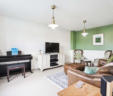 3 bedroom detached house to rent - Photo 6