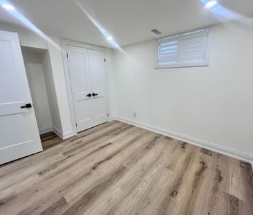 For Lease - 22 Frolick Crescent, Toronto, Ontario - Photo 3