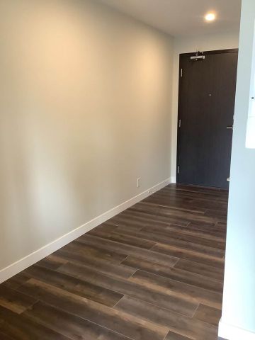 For Lease - 15 Queen Street Unit# 714, Hamilton, Ontario - Photo 3