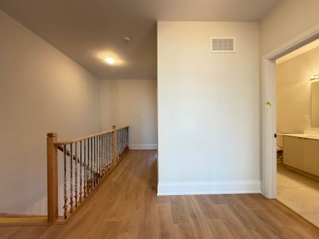 For Lease - 183 Seguin Street, Richmond Hill, Ontario - Photo 3