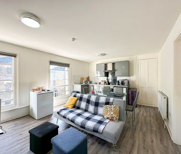 Bateman Street, Cambridge - Photo 2