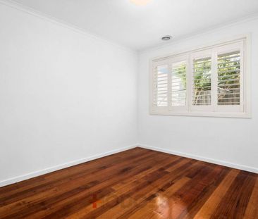 CENTRAL LOCATION | LOW MAINTENANCE | ALL YEAR ALFRESCO ENTERTAINING - Photo 4