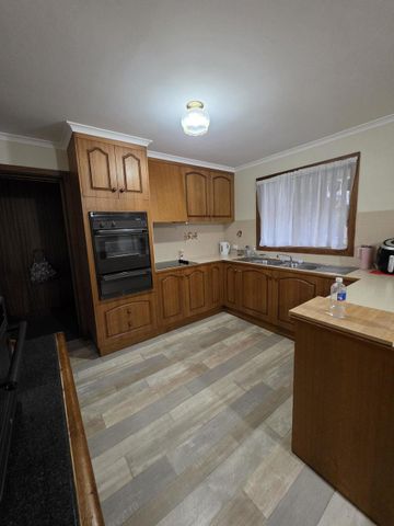 Very well presented home Close to Market Place - Photo 5