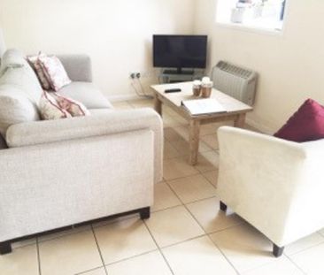 2 bedroom barn conversion to rent - Photo 2