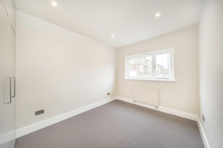 3 bedroom maisonette to rent - Photo 4